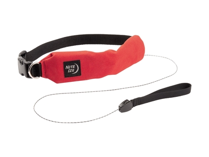 Picture of Niteize RADDOG ALL-IN-ONE COLLAR+LEASH MEDIUM Red RRLM-10-R3